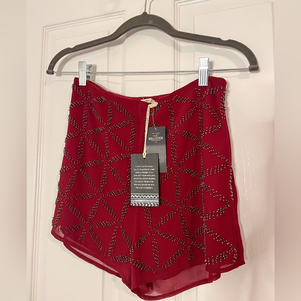 NEW Hollister Embellished shorts Size 1
